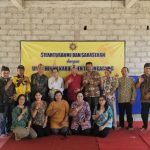 Calon Bupati Tulungagung Maryoto Bhirowo Sarasehan dengan Umat Hindu