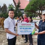 12 Ahli Waris Telah Menerima Santunan Jaminan Kematian Sebesar Rp. 42.000.000,/Orang