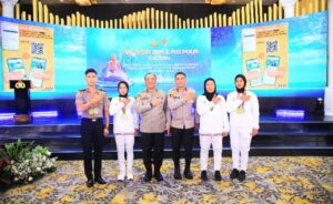 SSDM Polri Berikan Penghargaan Pin Emas Untuk Atlet Polri Berprestasi