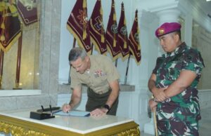 Dankormar Terima ” Courtesy Call Commanding Of Marine Logistic Groups “
