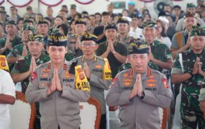 Sukseskan Pilkada 2024, Kapolri dan Panglima TNI Ikuti Doa Bersama Lintas Agama