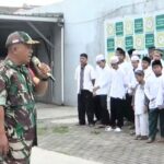 Wujud Keharmonisan Warga dan Koramil 08/Duren Sawit, Babinsa Hadiri Santunan Anak Yatim di Yayasan Dulur Salembur