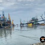 Cuaca Ekstrem Sebabkan Empat Perahu Nelayan di Palang Tuban Tenggelam