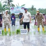 Tingkatkan Produksi Nasional, Wamentan Sudaryono Ajak Petani Lombok Maksimalkan Masa Tanam Awal 2025