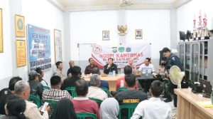 Kapolres Metro Jakarta Pusat Gelar Ngopi Kamtibmas Bersama Warga RW 02 Kelurahan Galur