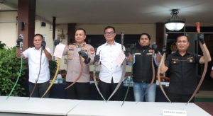 Polsek Metro Gambir Amankan Dua Remaja Bersenjata Tajam Saat Akan Tawuran