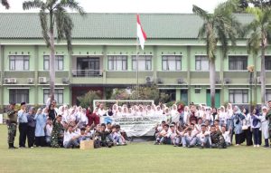 Siswa SMK Muhammadiyah 2 Jakarta Mengikuti Latihan Kepemimpinan di Batalyon Arhanud 6/BAY