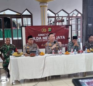 Polres Tangerang Selatan Gelar “Jumat Curhat” di Ciputat Timur, Bahas Keamanan, Tawuran, dan Permasalahan Warga