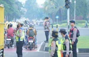 Kapolres Metro Bekasi Kombes Pol. Mustopa Pimpin Pelaksanaan Yanmas di Cikarang Utara