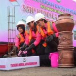 Ketum Yayasan Kemala Bhayangkari Letakkan Batu Pertama Pembangunan SMP Kemala Bhayangkari di Karanganyar