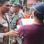 Polri Salurkan Bantuan dan Evakuasi Warga Terdampak Banjir di Bekasi dan Depok