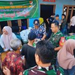 Koramil 03/Tanjung Priok Berbagi Berkah Ramadan dengan Pembagian Takjil