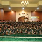 Panglima Kodam Jaya dan Ketua Persit KCK Daerah Jaya Gelar Buka Puasa Bersama di Batalyon Arhanud 6/BAY