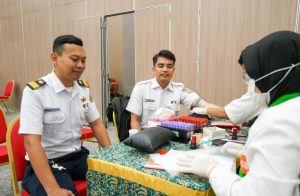 Persiapan Angkutan Lebaran, KAI Pastikan Kesehatan Petugas LRT Jabodebek Tetap Prima