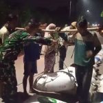 Pastikan Aman dan Lancar, Babinsa Padurenan Dampingi Penyerapan Gabah oleh BULOG dari Poktan Jambon Jaya