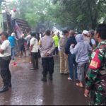 Babinsa Serda Haris Kawal Aksi Warga RW 13 Pondok Kelapa Tolak Penutupan TPS oleh PT. BILLYMOON