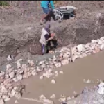 Kualitas Dipertanyakan, Proyek Irigasi di Tungulrejo Tuban Dikerjakan di Genangan Air