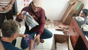 Pura-pura Salat, Pria di Duren Sawit Tertangkap Mencuri Uang Kotak Amal Masjid