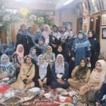 Ketua PKK Cipinang Besar Selatan Hadiri dan Meriahkan Maulid Nabi di Majelis Taklim Babussalam