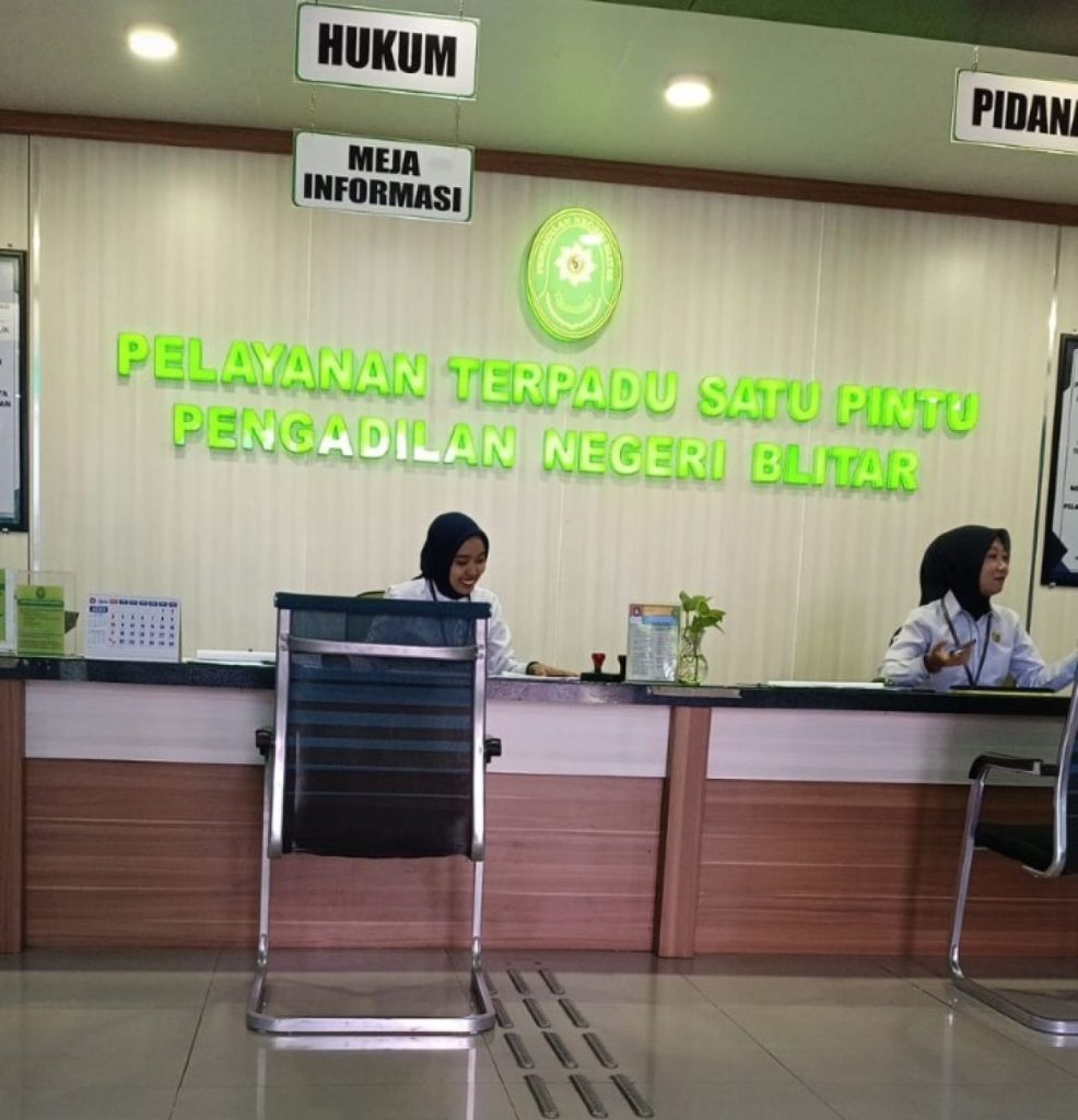 Sidang Anak Pelaku Penjarahan DPRD Blitar: Kontroversi Penahanan dan Desakan Diversi Demi Masa Depan Pelajar