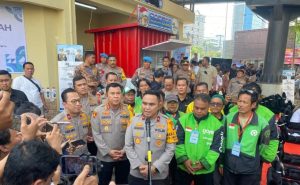 Polda Metro Jaya Luncurkan ‘Rakyat Mart’ Lewat Program Jumat Peduli, Dukung Gerakan Pangan Murah