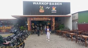 Warkop Babeh Aye Jadi Lokasi Perayaan 1 Dekade Becarat Indonesia, Hadirkan 500 Motor Custom