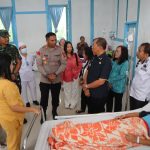 Kapolres Toba dan Forkopimda Tinjau Korban Keracunan MBG di Laguboti