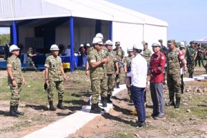 Wakasau Tinjau Pembangunan Site Radar Takalar, Perkuat Pertahanan Udara Nasional