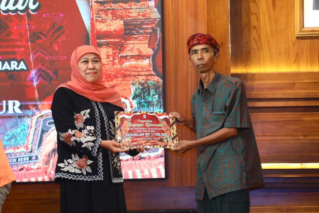 Seniman dan Juru Pelihara Cagar Budaya Terima Apresisasi dari Gubernur Khofifah