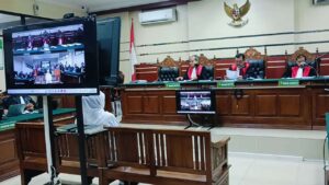 Sidang Tipikor Surabaya: Khofifah Bantah Tegas Dugaan Mahar 30 Persen Dana Hibah DPRD Jatim
