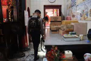 Polres Pelabuhan Tanjung Perak Sterilisasi Lima Klenteng Jelang Imlek 2577, Situasi Dipastikan Aman