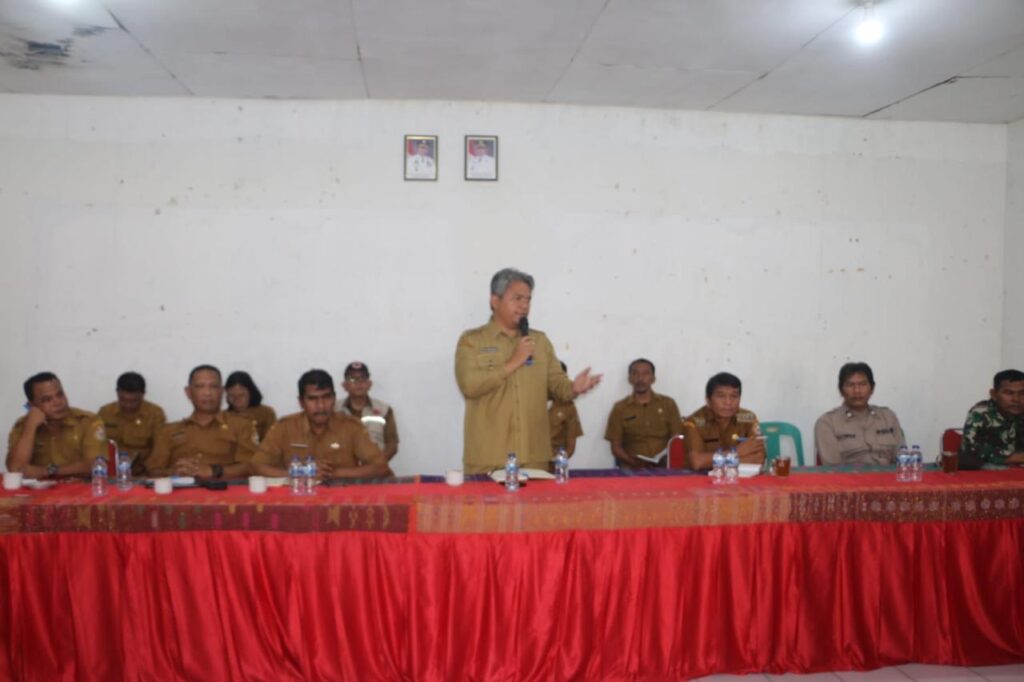 Wabup Taput Pimpin Rakor di Parmonangan: Percepat Pemulihan Infrastruktur dan Layanan Publik Pascabencana