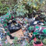 Wujudkan Pasar Sehat, Kodim 1710/Mimika Pimpin “Perang Terhadap Sampah” di Pusat Ekonomi Timika