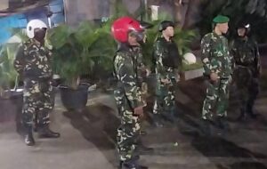 Patroli/Siskamling Keliling Bersama Komduk Wujudkan Kramatjati Aman dan Kondusif