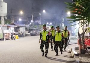 Patroli Humanis Koramil 03/Teluk Pucung Sambangi Rumah Warga, Perkuat Rasa Aman di Lingkungan