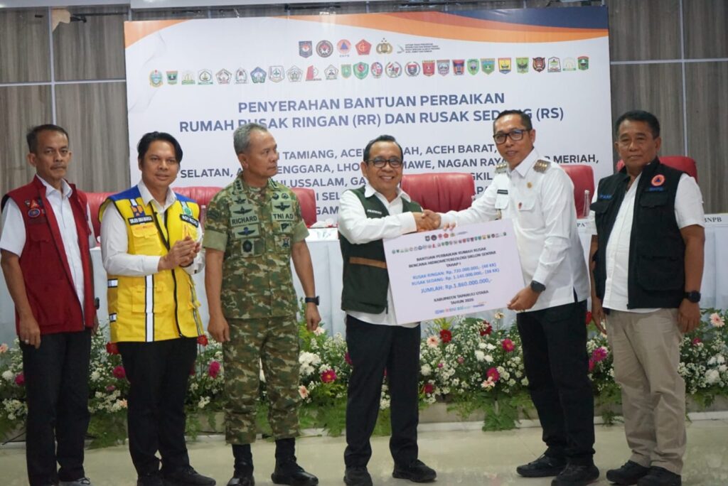 Menko PMK Serahkan Bantuan Stimulan Rumah Rusak, Bupati Tapanuli Utara: Ini Pemulihan Kehidupan Masyarakat