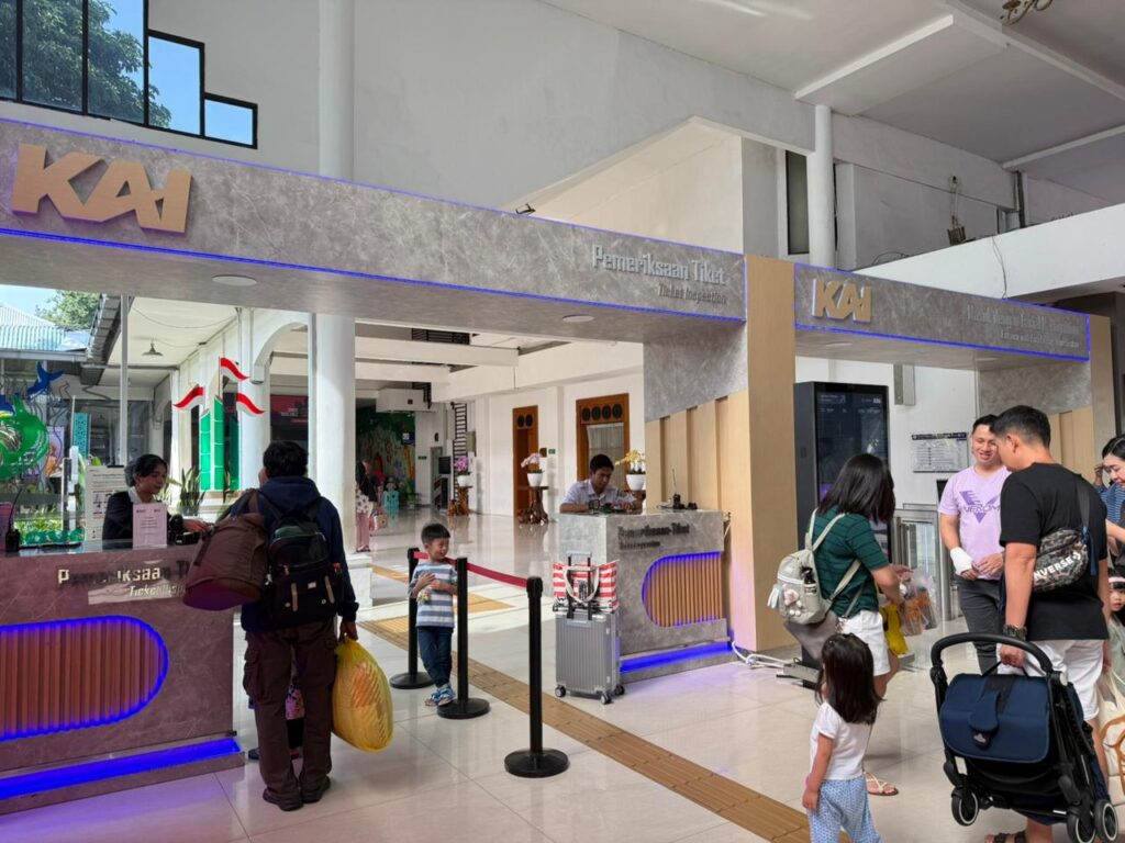 Tiket Lebaran KAI Daop 8 Surabaya Sudah Terjual Ribuan
