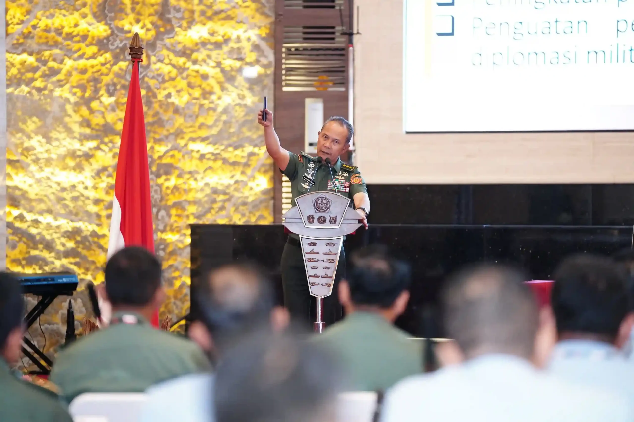Kepala Staf Umum (Kasum) TNI Letjen TNI Richard Tampubolon Rapat Koordinasi Intelijen TNI Tahun Anggaran 2026 di Aula Gatot Subroto, Mabes TNI Cilangkap, Jakarta Timur, Rabu (25/02/2026)