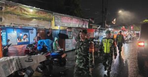 Personil Babinsa Koramil 01/Kranji Gelar Patroli Rutin, Wujud Nyata Tanggung Jawab Jaga Keamanan Warga