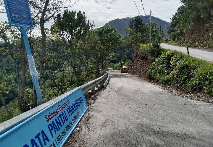 Pantai Pakkodian Tampahan Butuh Lampu Jalan, Pemerintah Toba Diminta Segera Bertindak
