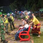 Patroli Humanis Teluk Pucung Gunakan Maung dan Jalan Kaki