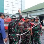 Babinsa Kodim Bekasi Asah Kemampuan Pemadaman Kebakaran