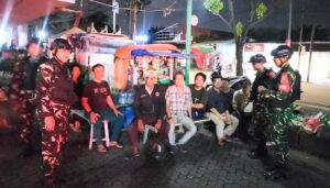 Koramil 08/Duren Sawit Intensifkan Patroli/Siskamling Ciptakan Wilayah Aman dan Kondusif