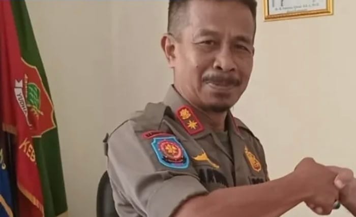 Foto; Jarwito Kepala Satpol PP Kabupaten Lamongan