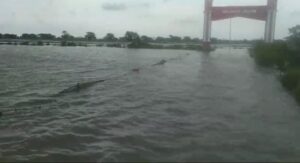 Banjir Kepung Bengawan Jero Kabupaten Lamongan Warga Menjerit Aktivitas Lumpuh