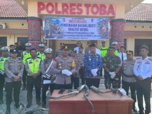 Polres Toba Musnahkan 200 Knalpot Brong, Bupati Efendi Napitupulu Dukung Langkah Tegas Kapolres Toba