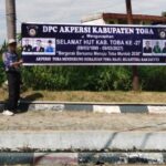 AKPERSI Toba Hadir di Tengah Warga, Semarakkan HUT ke-27 dengan Baliho Ucapan Selamat
