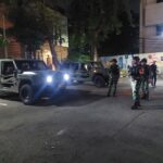 Perkuat Keamanan Wilayah Teritorial Kodim 0505/JT, Koramil 02/Matraman Gelar Patroli Jalan Kaki dan Kendaraan