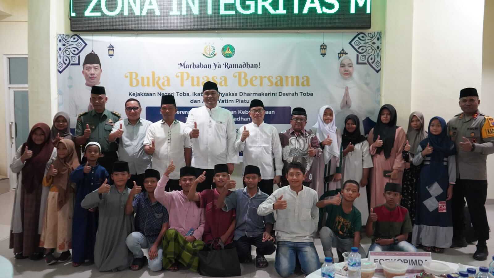 Forkopimda Toba Buka Puasa Bersama Kejari, Bupati Effendi Napitupulu Ajak Rajut Kebersamaan