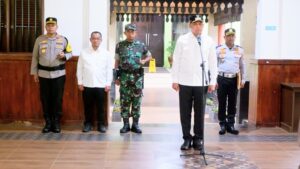 Dandim 0507/Bekasi Hadiri Apel Gelar Pasukan Operasi Ketupat Jaya 2026 di Pendopo Pemkot Bekasi